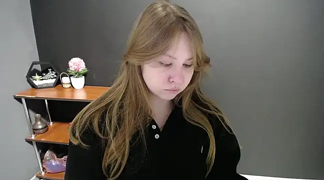 Snapshot of lady_minx chatting on 24, 2, 2025 lady minx online show from 24, 2, 2025