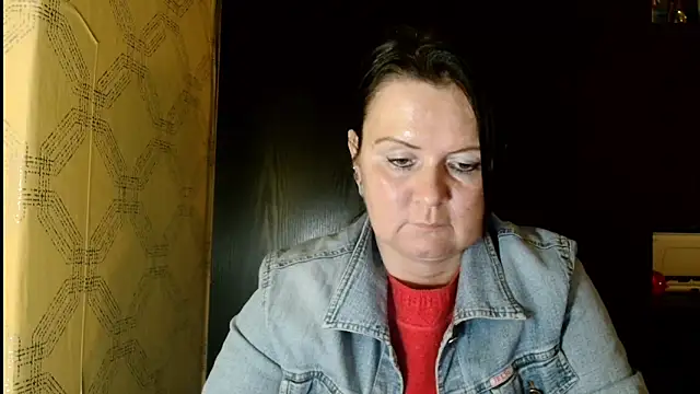 Snapshot of DoreenLips chatting on 31, 1, 2025 DoreenLips online show from 31, 1, 2025
