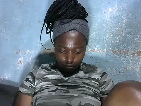 Snapshot of sweet_gal01 chatting on 2, 10, 2025 sweet gal01 online show from 2, 10, 2025