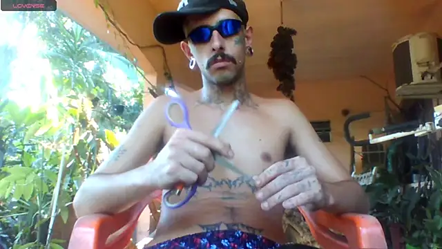 Snapshot of sellvageria chatting on 27, 3, 2026 sellvageria online show from 27, 3, 2026