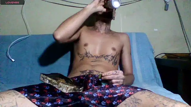 Snapshot of sellvageria chatting on 4, 4, 2026 sellvageria online show from 4, 4, 2026