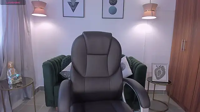 Snapshot of Abella_ruiz chatting on 5, 12, 2025 Abella ruiz online show from 5, 12, 2025