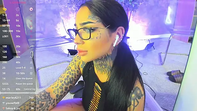 CreamyInkky  online show from 24, 9, 2025