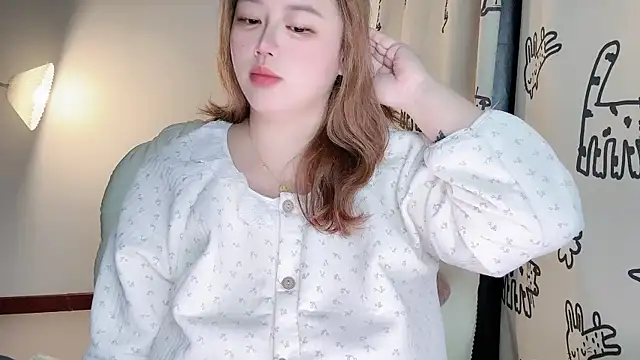 Snapshot of 520-vivo chatting on 11, 10, 2025 520-vivo online show from 11, 10, 2025