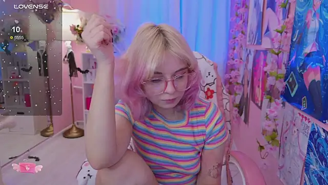 Coconut Mia online show from 22, 10, 2025