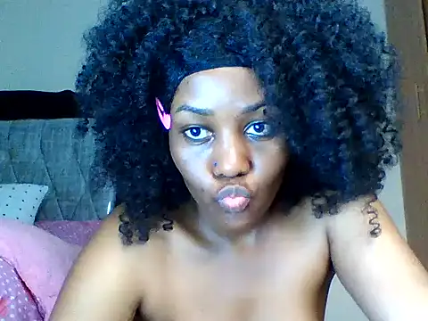 Snapshot of wendy--pretty chatting on 23, 2, 2025 wendy--pretty online show from 23, 2, 2025