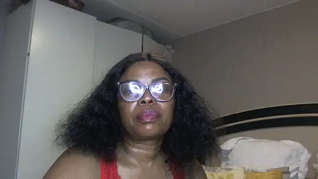 Nomthie online show from 19, 9, 2025