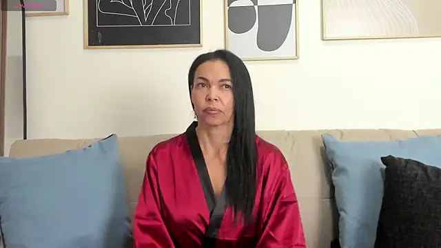 Evawalker  online show from 22, 1, 2025