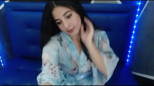 cherry modelx  online show from 15, 9, 2025