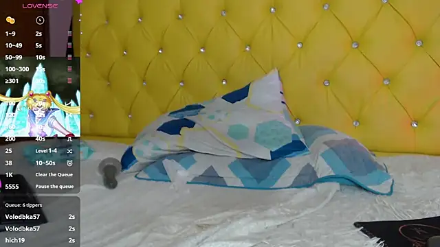 Aidan twink online show from 8, 3, 2025