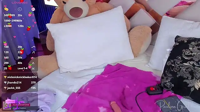 misspaulinaa online show from 7, 12, 2024