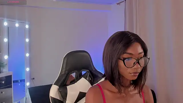 SavannahWildee online show from 1, 2, 2025