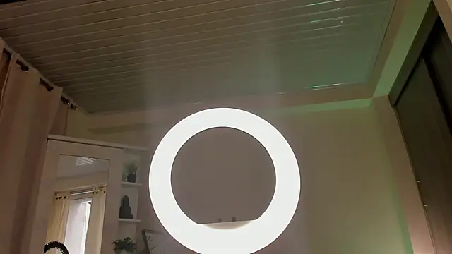 SavannahWildee online show from 16, 3, 2025