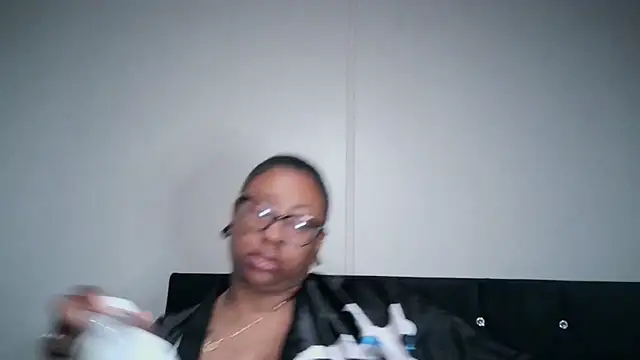 Nyxie Chaos online show from 2, 10, 2025