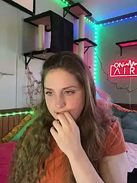 Snapshot of mirannacult chatting on 9, 12, 2024 mirannacult online show from 9, 12, 2024
