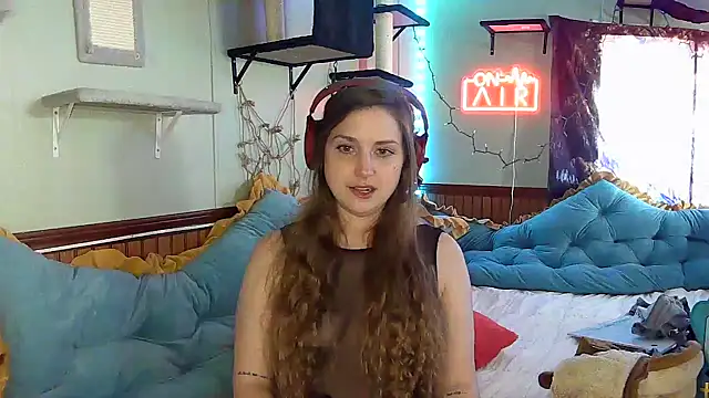 Snapshot of mirannacult chatting on 12, 12, 2024 mirannacult online show from 12, 12, 2024
