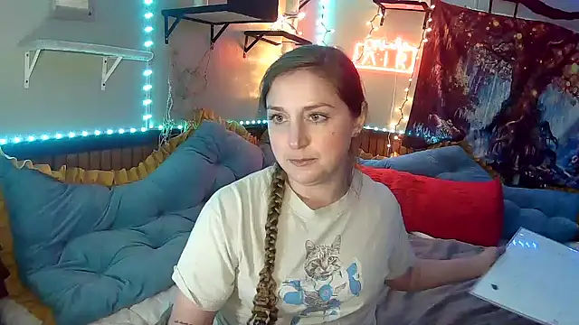Snapshot of mirannacult chatting on 15, 12, 2024 mirannacult online show from 15, 12, 2024