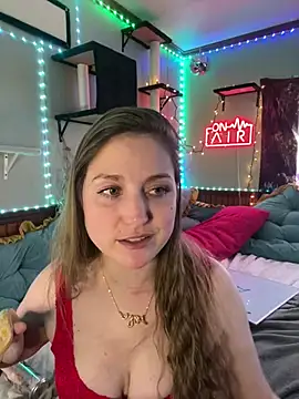 Snapshot of mirannacult chatting on 17, 12, 2024 mirannacult online show from 17, 12, 2024