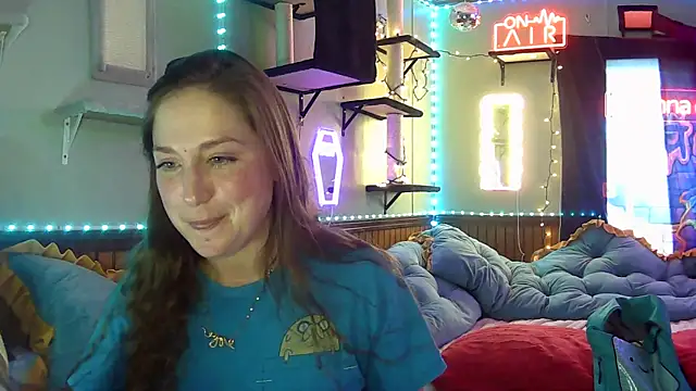 Snapshot of mirannacult chatting on 21, 12, 2024 mirannacult online show from 21, 12, 2024