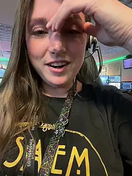 Snapshot of mirannacult chatting on 22, 12, 2024 mirannacult online show from 22, 12, 2024