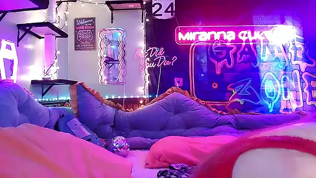 Snapshot of mirannacult chatting on 16, 1, 2025 mirannacult online show from 16, 1, 2025