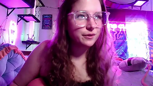 Snapshot of mirannacult chatting on 1, 2, 2025 mirannacult online show from 1, 2, 2025