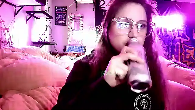 Snapshot of mirannacult chatting on 21, 2, 2025 mirannacult online show from 21, 2, 2025