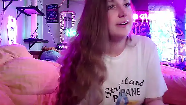 Snapshot of mirannacult chatting on 24, 2, 2025 mirannacult online show from 24, 2, 2025
