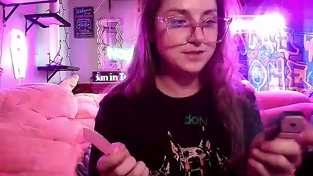 Snapshot of mirannacult chatting on 4, 3, 2025 mirannacult online show from 4, 3, 2025