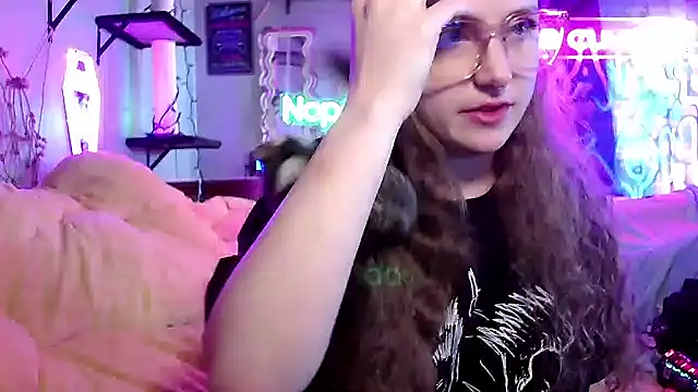 Snapshot of mirannacult chatting on 5, 3, 2025 mirannacult online show from 5, 3, 2025