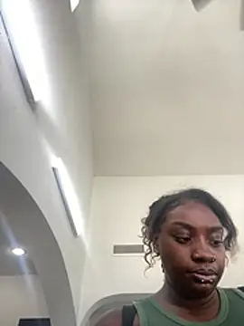 LillShayy online show from 11, 6, 2026