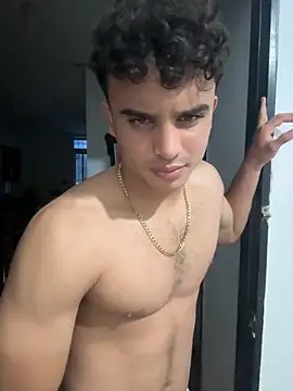 Snapshot of Mentriplex chatting on 22, 10, 2025 Mentriplex online show from 22, 10, 2025