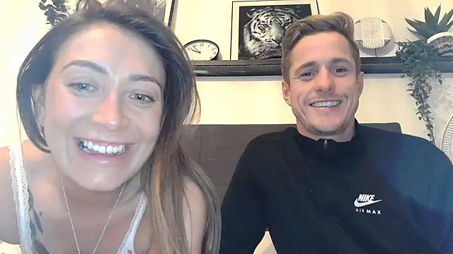 Pollypearson online show from 24, 1, 2025