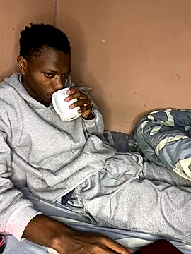 Snapshot of fireboyafrica chatting on 7, 10, 2025 fireboyafrica online show from 7, 10, 2025