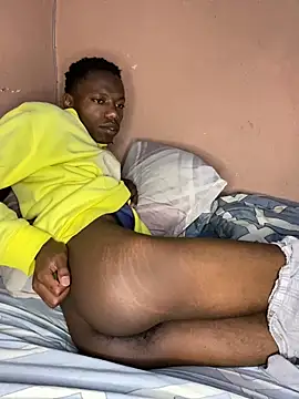 Snapshot of fireboyafrica chatting on 8, 10, 2025 fireboyafrica online show from 8, 10, 2025