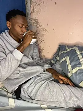 Snapshot of fireboyafrica chatting on 30, 10, 2025 fireboyafrica online show from 30, 10, 2025