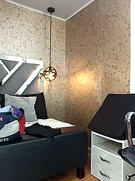 Michelle Brito1 online show from 14, 2, 2025