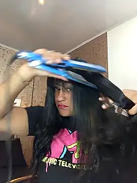 Michelle Brito1 online show from 29, 9, 2025