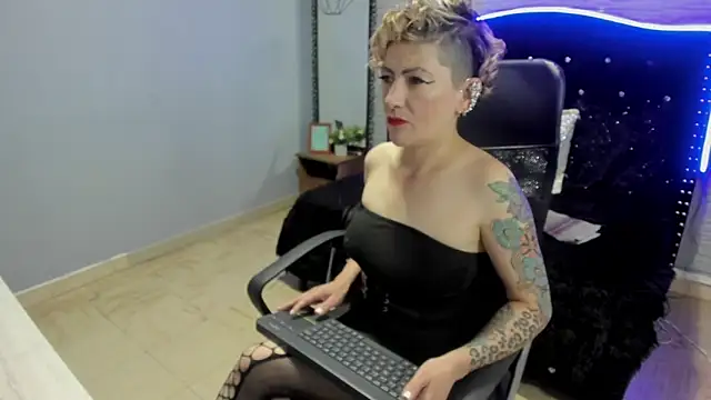 Maria fernandaxxx  online show from 11, 12, 2024