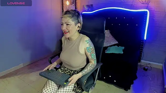 Maria fernandaxxx  online show from 26, 12, 2024