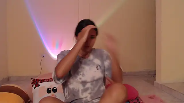 Snapshot of _maiahairy_ chatting on 10, 12, 2024 maiahairy online show from 10, 12, 2024