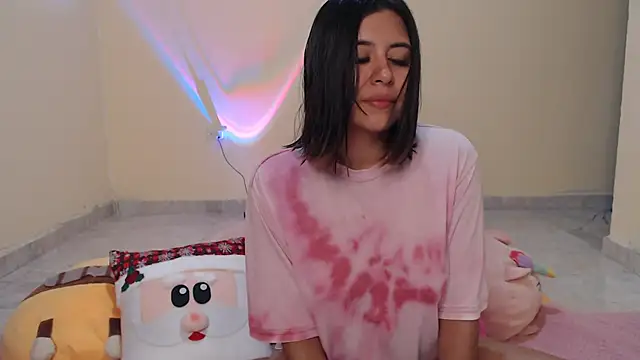 Snapshot of _maiahairy_ chatting on 14, 12, 2024 maiahairy online show from 14, 12, 2024