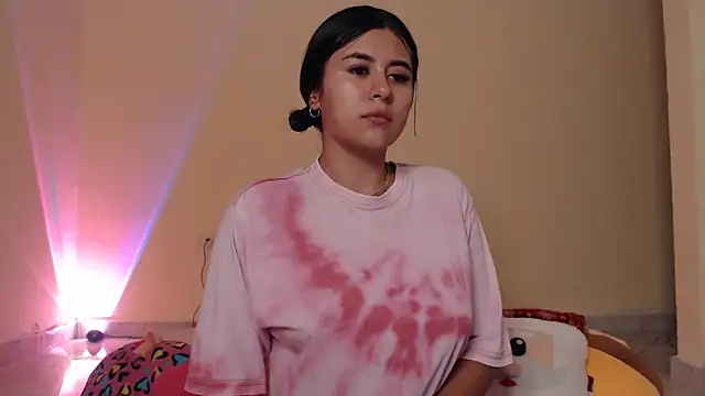 Snapshot of _maiahairy_ chatting on 26, 12, 2024 maiahairy online show from 26, 12, 2024