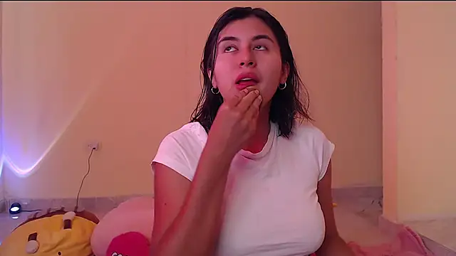 Snapshot of _maiahairy_ chatting on 7, 1, 2025 maiahairy online show from 7, 1, 2025