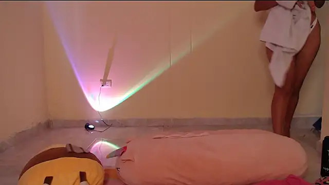 Snapshot of _maiahairy_ chatting on 21, 1, 2025 maiahairy online show from 21, 1, 2025