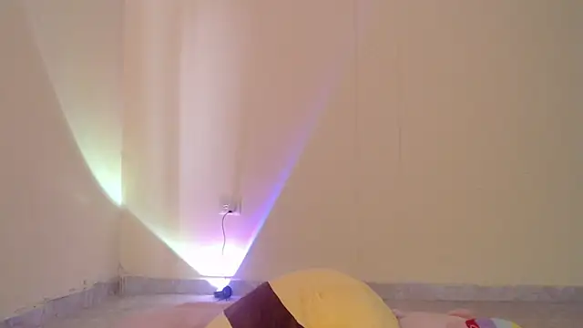 Snapshot of _maiahairy_ chatting on 10, 2, 2025 maiahairy online show from 10, 2, 2025