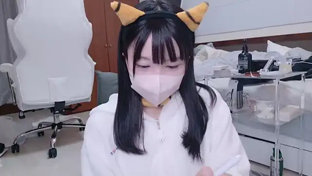 YUNOCHI nyanko online show from 15, 3, 2025