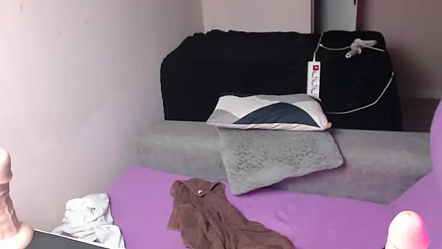 SOFIASWEETSECRETT online show from 9, 5, 2026