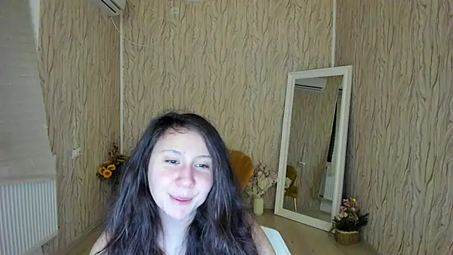 AishaRouhi online show from 19, 1, 2025