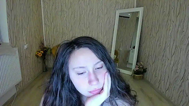 AishaRouhi online show from 23, 1, 2025